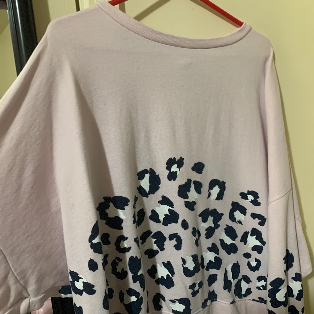 Dressy sweatshirt